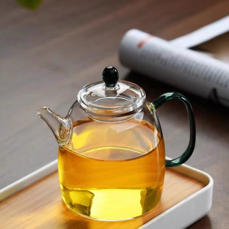 Bir şüşə çaydanı necə seçmək olar?