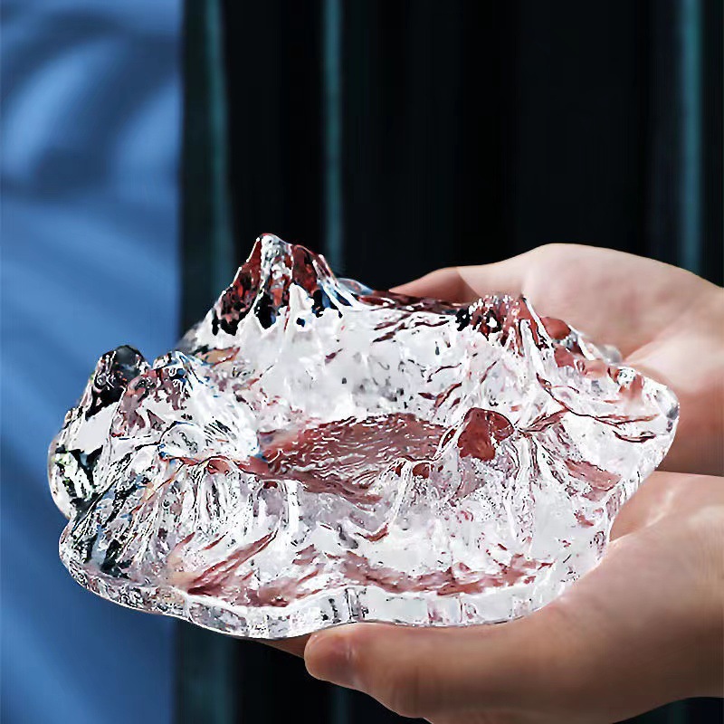 Şüşə Ashtray: Şəffaf gözəllik və davamlılığın mükəmməl birləşməsi!
